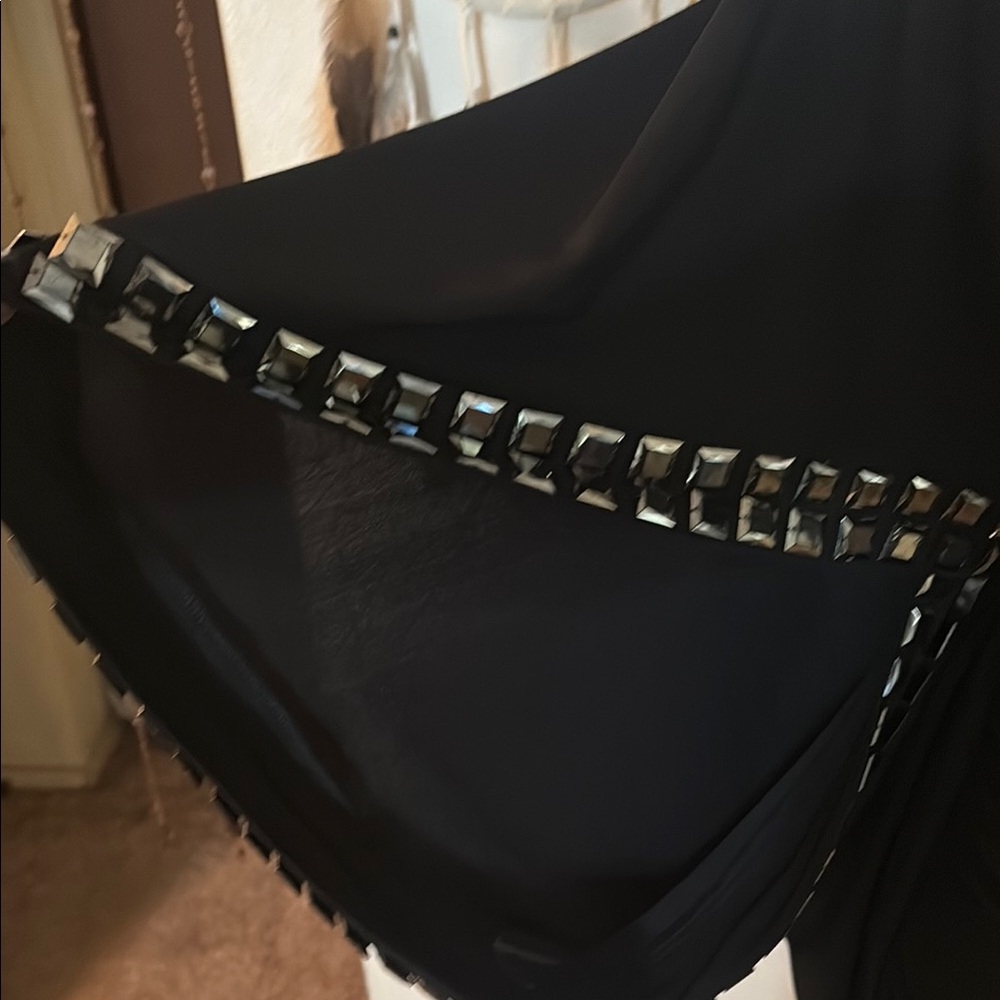 Black Embellished Women's Top - Picture 4 of 4